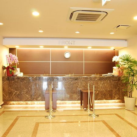 Hotel Route-Inn Yokohama Bashamichi Екстериор снимка