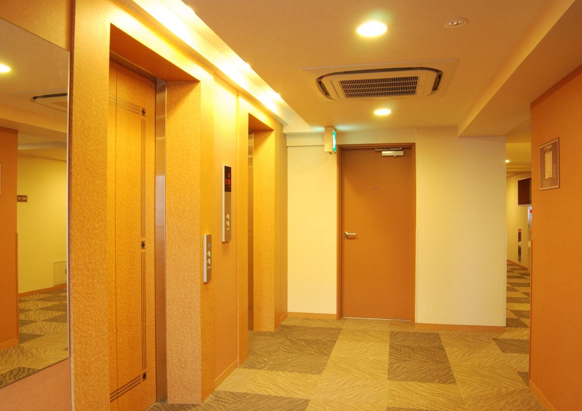 Hotel Route-Inn Yokohama Bashamichi Екстериор снимка