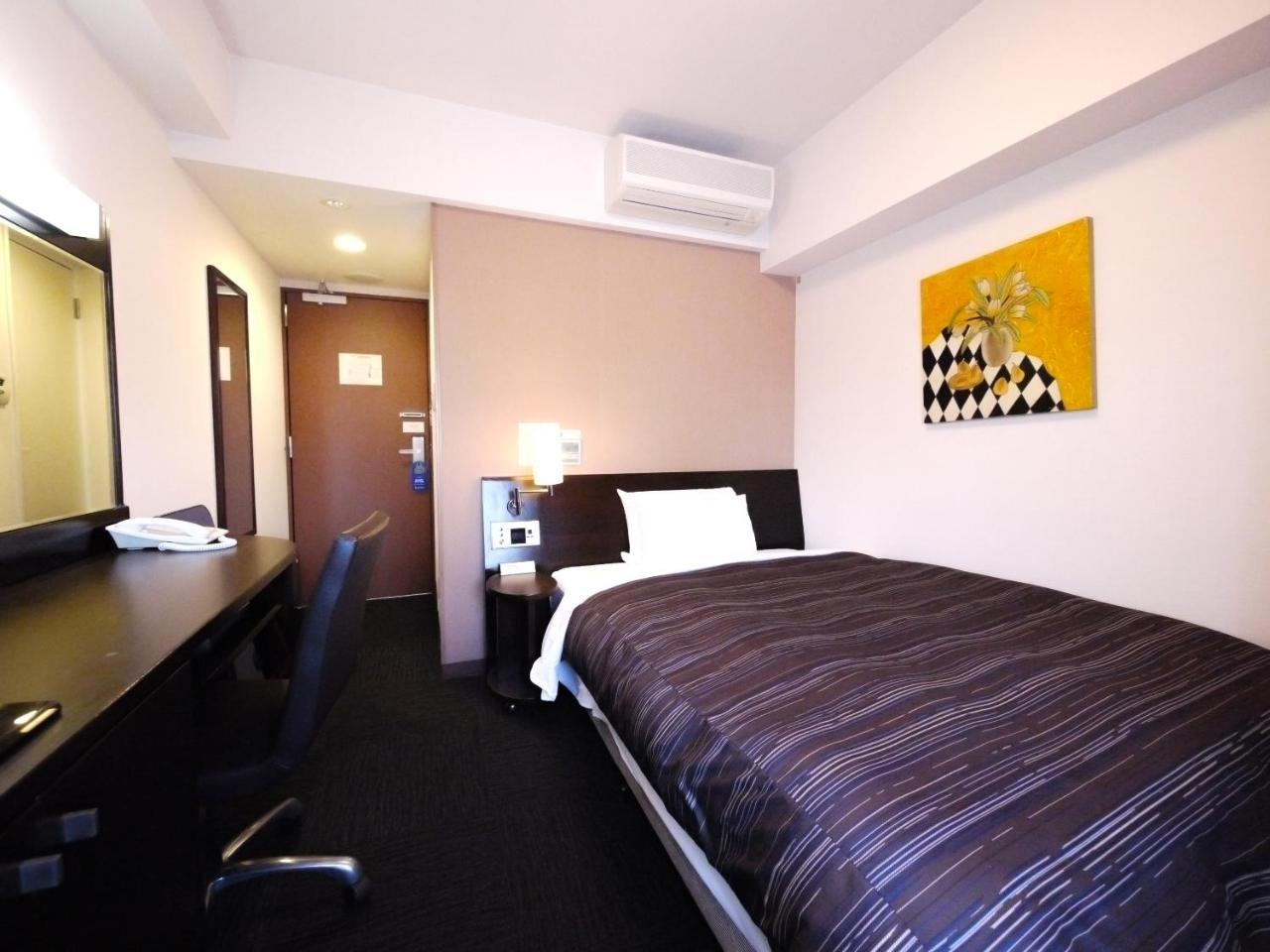 Hotel Route-Inn Yokohama Bashamichi Екстериор снимка