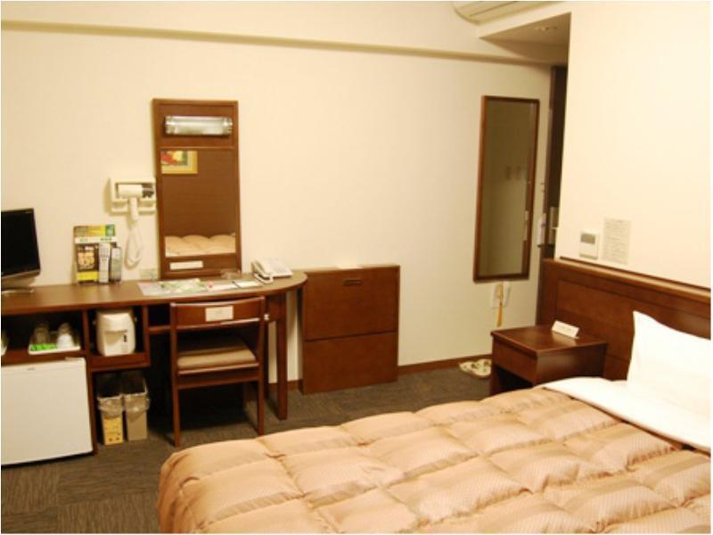 Hotel Route-Inn Yokohama Bashamichi Екстериор снимка